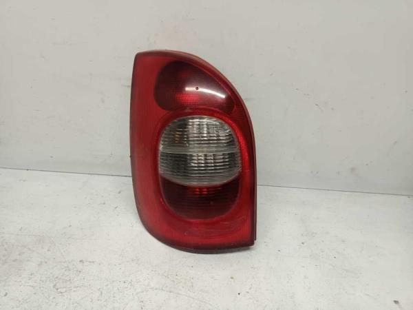 FEU ARRIERE GAUCHE CITROEN XSARA PICASSO 1999-2004 - Vue 1